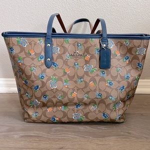 Coach floral blue and beige tote bag